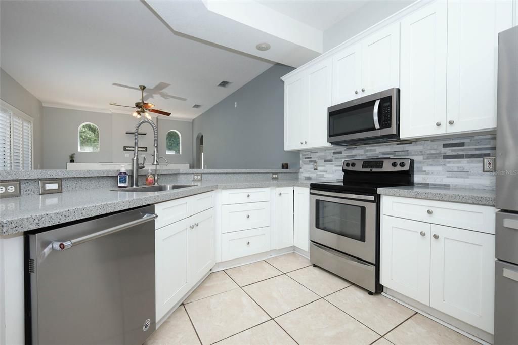 For Sale: $739,900 (4 beds, 4 baths, 3186 Square Feet)