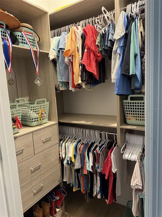 En Venta: $955,000 (6 camas, 3 baños, 4712 Pies cuadrados)