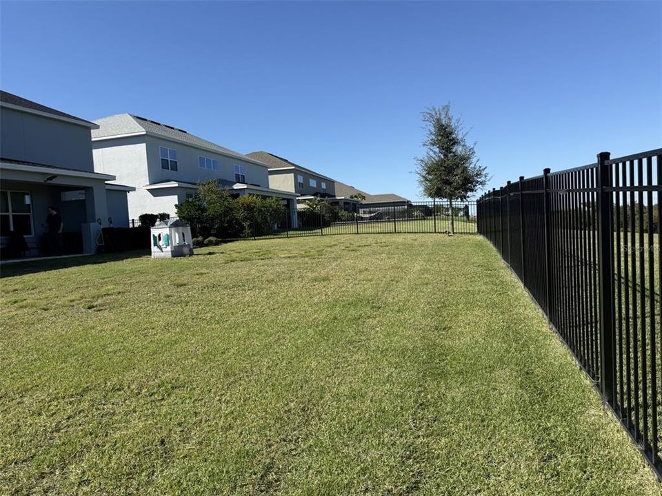 En Venta: $955,000 (6 camas, 3 baños, 4712 Pies cuadrados)