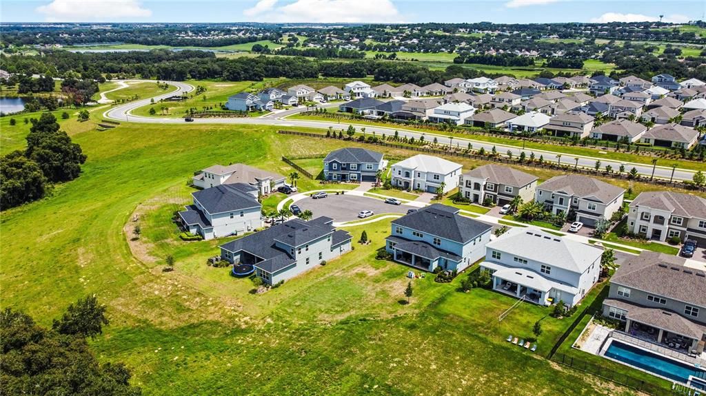 En Venta: $955,000 (6 camas, 3 baños, 4712 Pies cuadrados)