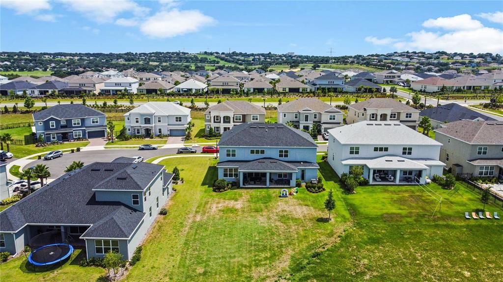 En Venta: $955,000 (6 camas, 3 baños, 4712 Pies cuadrados)