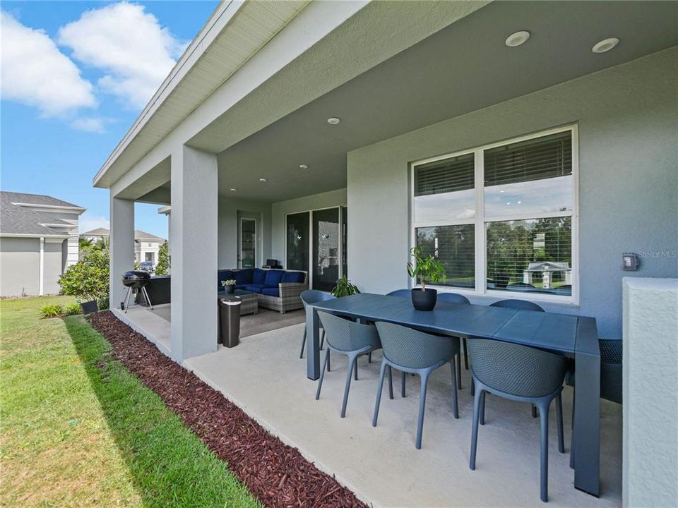 En Venta: $955,000 (6 camas, 3 baños, 4712 Pies cuadrados)