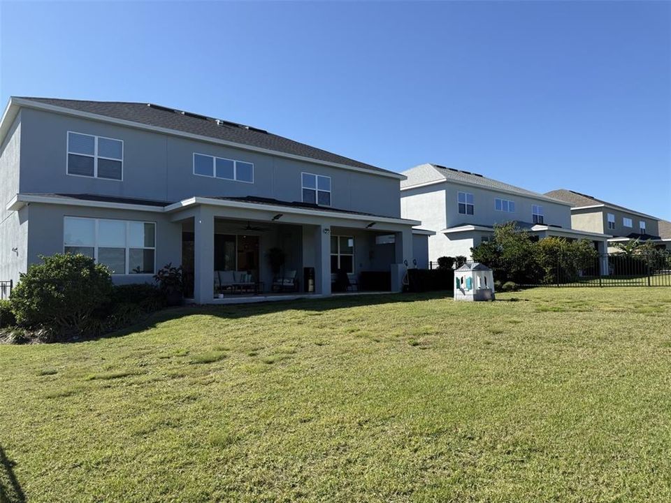 En Venta: $955,000 (6 camas, 3 baños, 4712 Pies cuadrados)