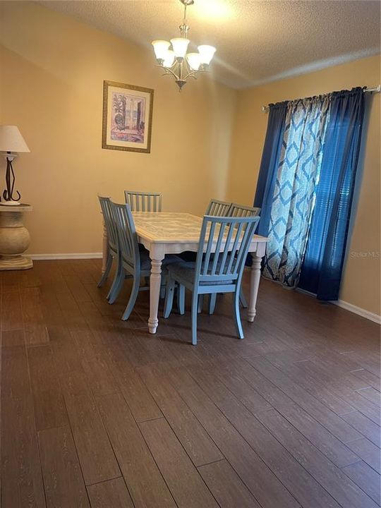 For Rent: $2,500 (4 beds, 2 baths, 2020 Square Feet)