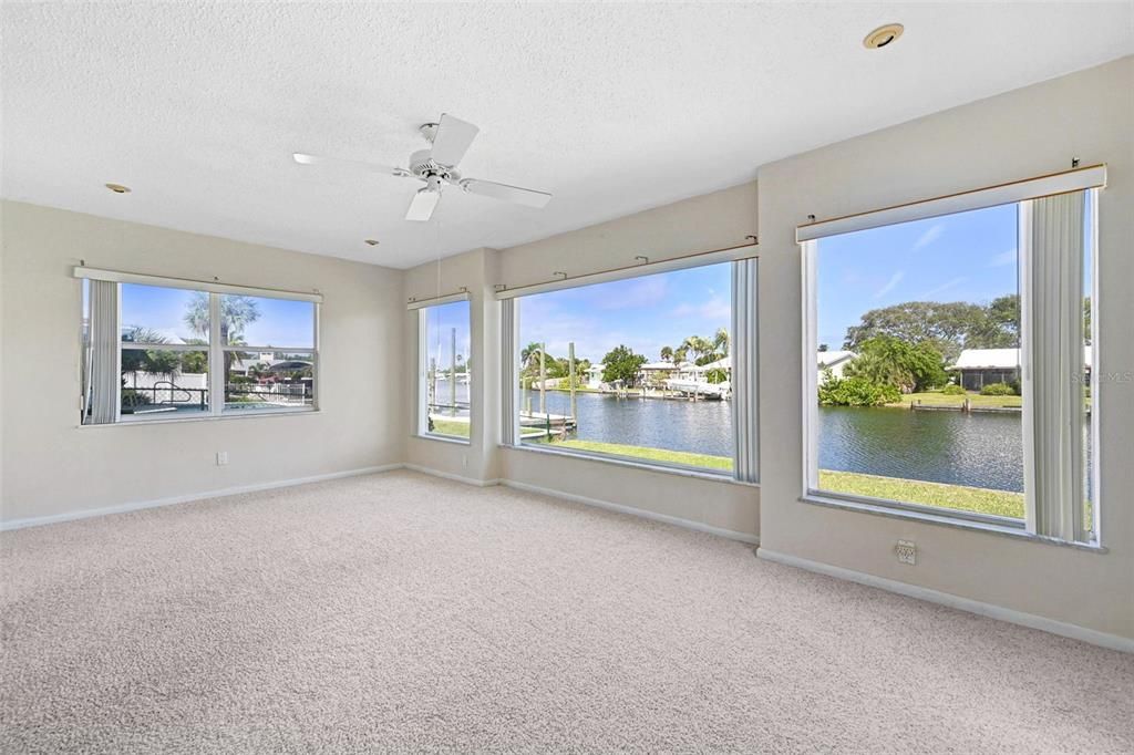 En Venta: $899,000 (3 camas, 2 baños, 1856 Pies cuadrados)