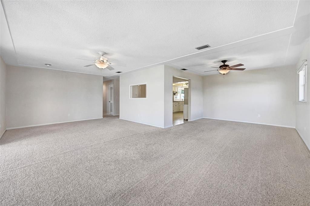 En Venta: $899,000 (3 camas, 2 baños, 1856 Pies cuadrados)