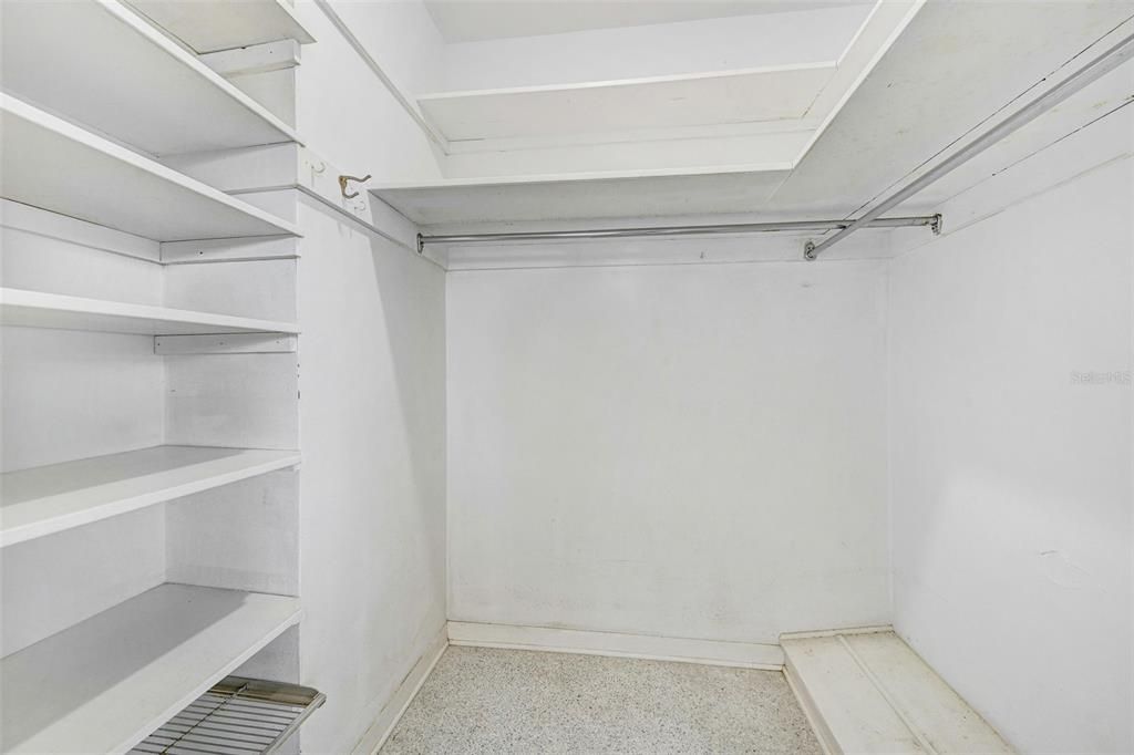 En Venta: $899,000 (3 camas, 2 baños, 1856 Pies cuadrados)