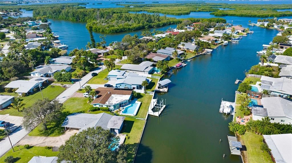 En Venta: $899,000 (3 camas, 2 baños, 1856 Pies cuadrados)