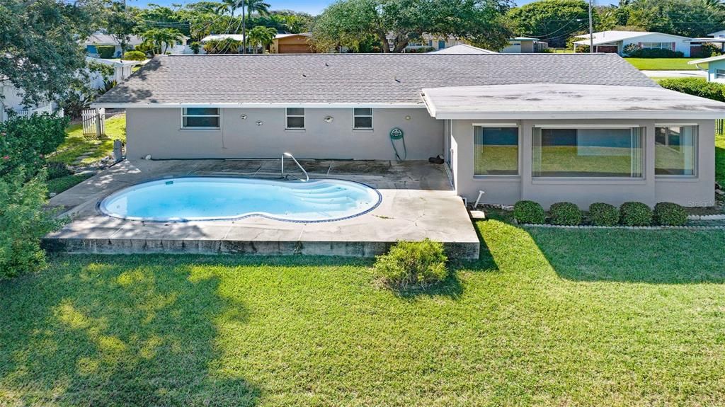 En Venta: $899,000 (3 camas, 2 baños, 1856 Pies cuadrados)