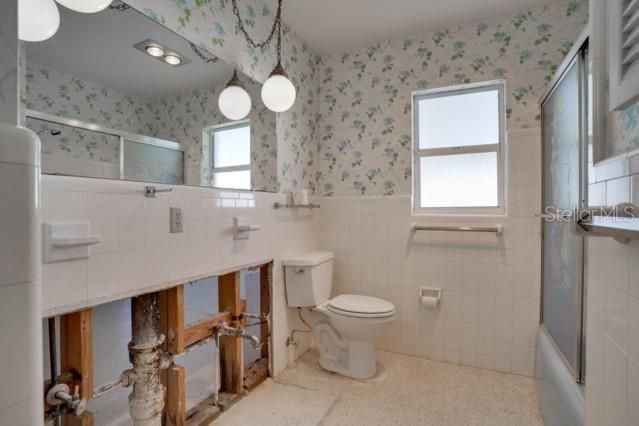 For Sale: $1,270,000 (4 beds, 4 baths, 2522 Square Feet)