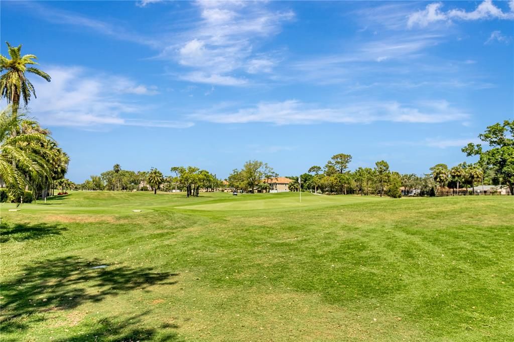 На продажу: $350,000 (2 спален, 2 ванн, 1476 Квадратных фут)