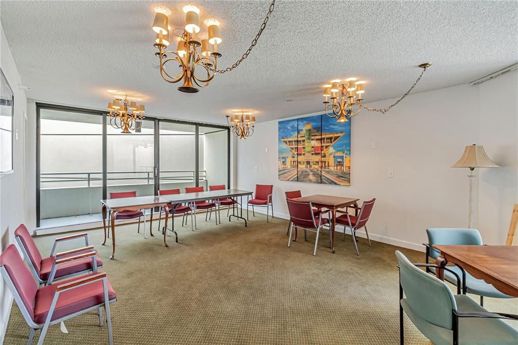 На продажу: $350,000 (2 спален, 2 ванн, 1476 Квадратных фут)