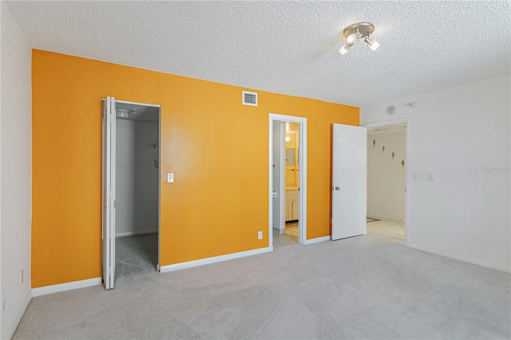 На продажу: $350,000 (2 спален, 2 ванн, 1476 Квадратных фут)