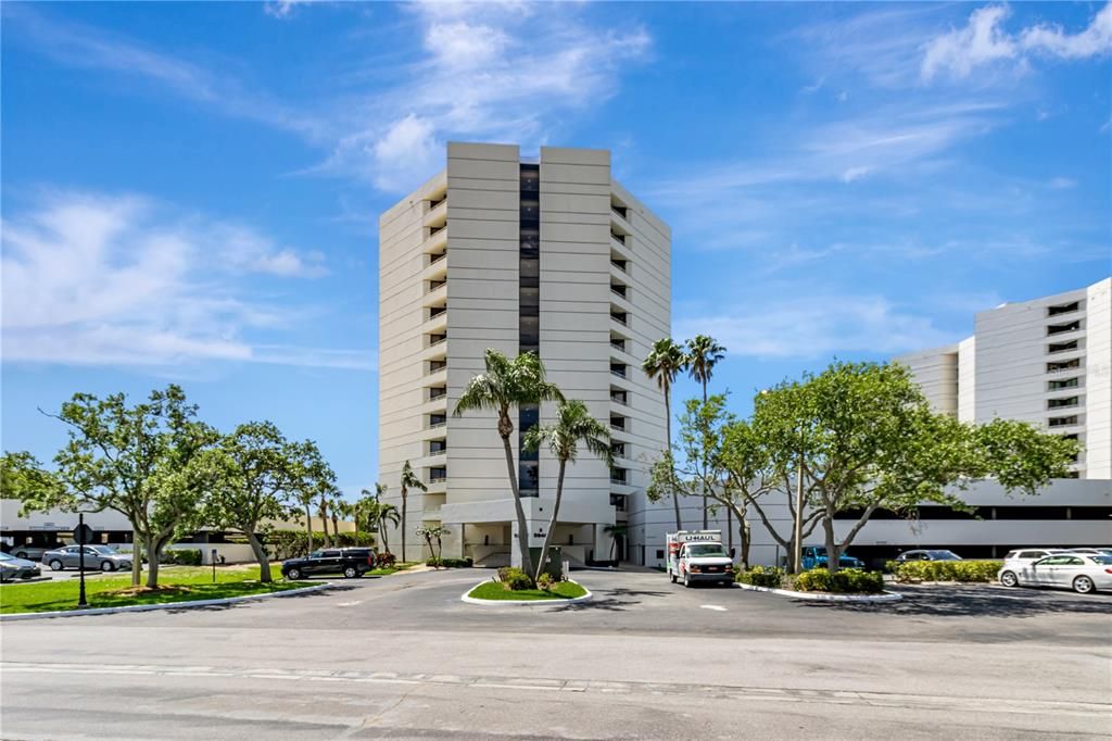 На продажу: $350,000 (2 спален, 2 ванн, 1476 Квадратных фут)