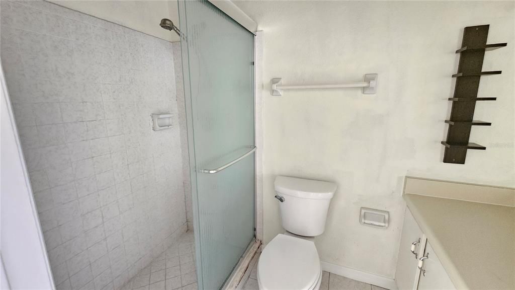 For Rent: $1,800 (2 beds, 2 baths, 1037 Square Feet)