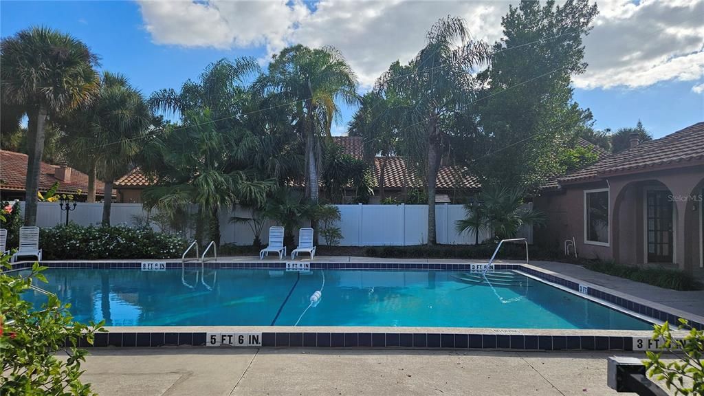 For Rent: $1,800 (2 beds, 2 baths, 1037 Square Feet)