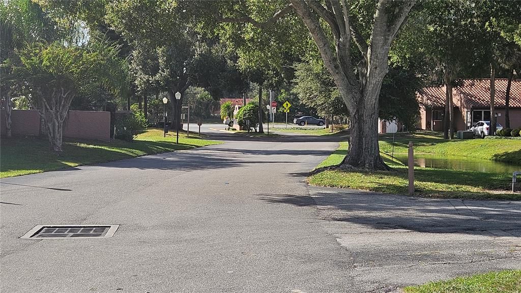 For Rent: $1,800 (2 beds, 2 baths, 1037 Square Feet)