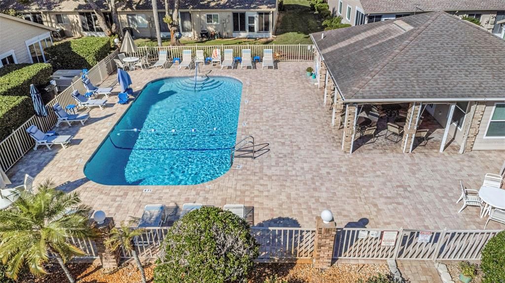 待售: $269,000 (2 贝兹, 2 浴室, 1359 平方英尺)