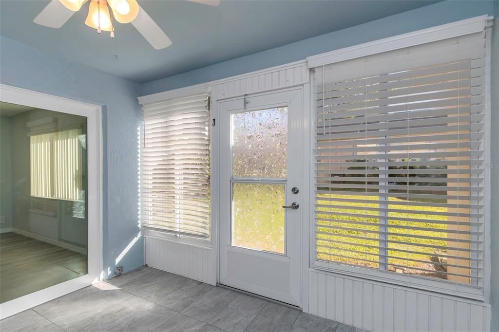 待售: $269,000 (2 贝兹, 2 浴室, 1359 平方英尺)