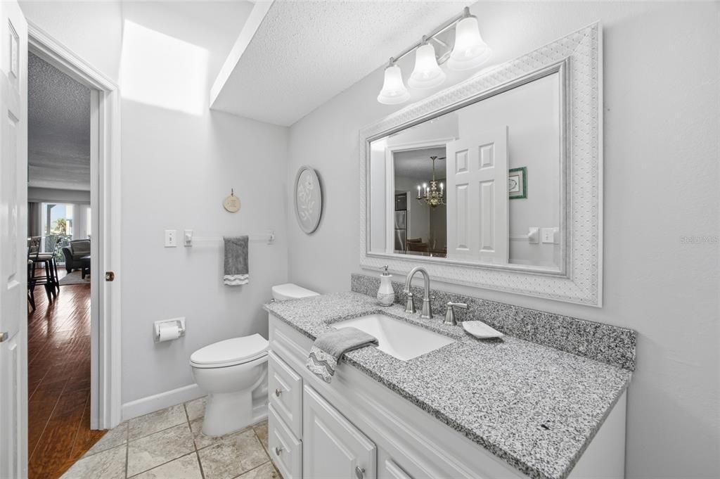 For Sale: $550,000 (3 beds, 2 baths, 1566 Square Feet)