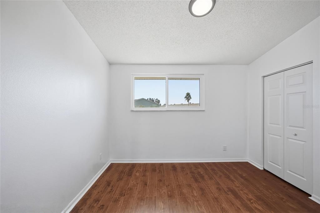 For Sale: $550,000 (3 beds, 2 baths, 1566 Square Feet)