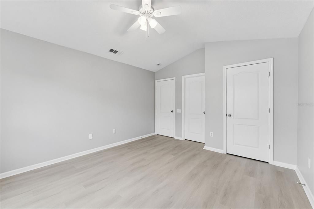 Active With Contract: $379,999 (3 beds, 2 baths, 1836 Square Feet)