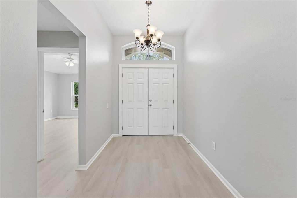 Active With Contract: $379,999 (3 beds, 2 baths, 1836 Square Feet)