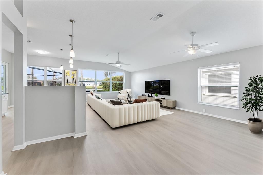 Active With Contract: $379,999 (3 beds, 2 baths, 1836 Square Feet)