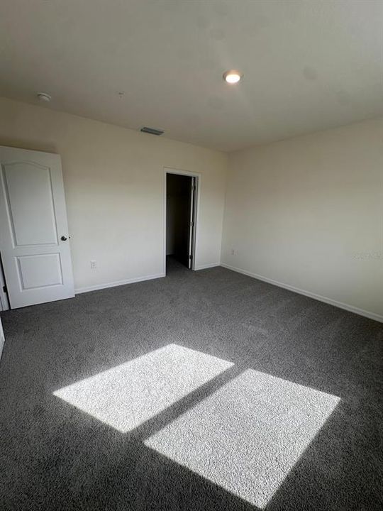 出租: $2,400 (3 贝兹, 2 浴室, 1530 平方英尺)