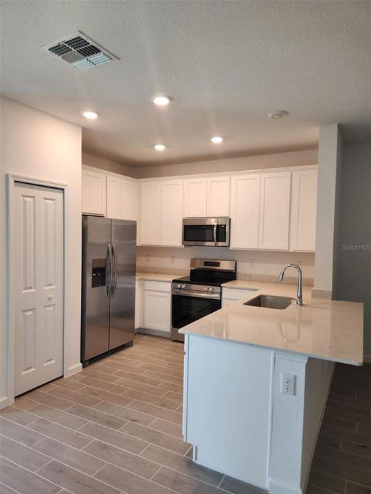 En Renta: $1,800 (3 camas, 2 baños, 1782 Pies cuadrados)