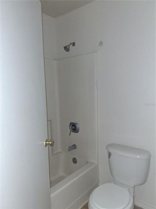 На продажу: $249,900 (3 спален, 2 ванн, 1363 Квадратных фут)