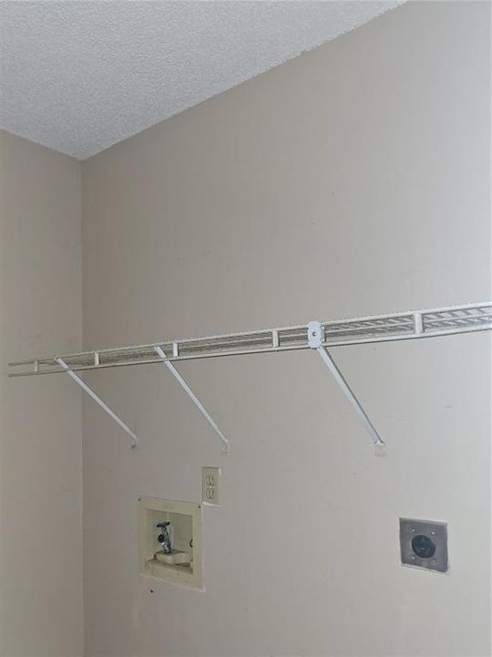 На продажу: $249,900 (3 спален, 2 ванн, 1363 Квадратных фут)