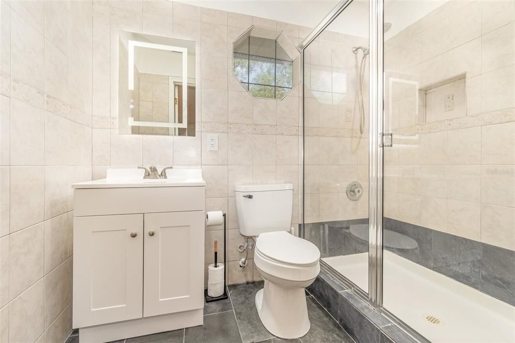 待售: $699,000 (5 贝兹, 3 浴室, 3566 平方英尺)