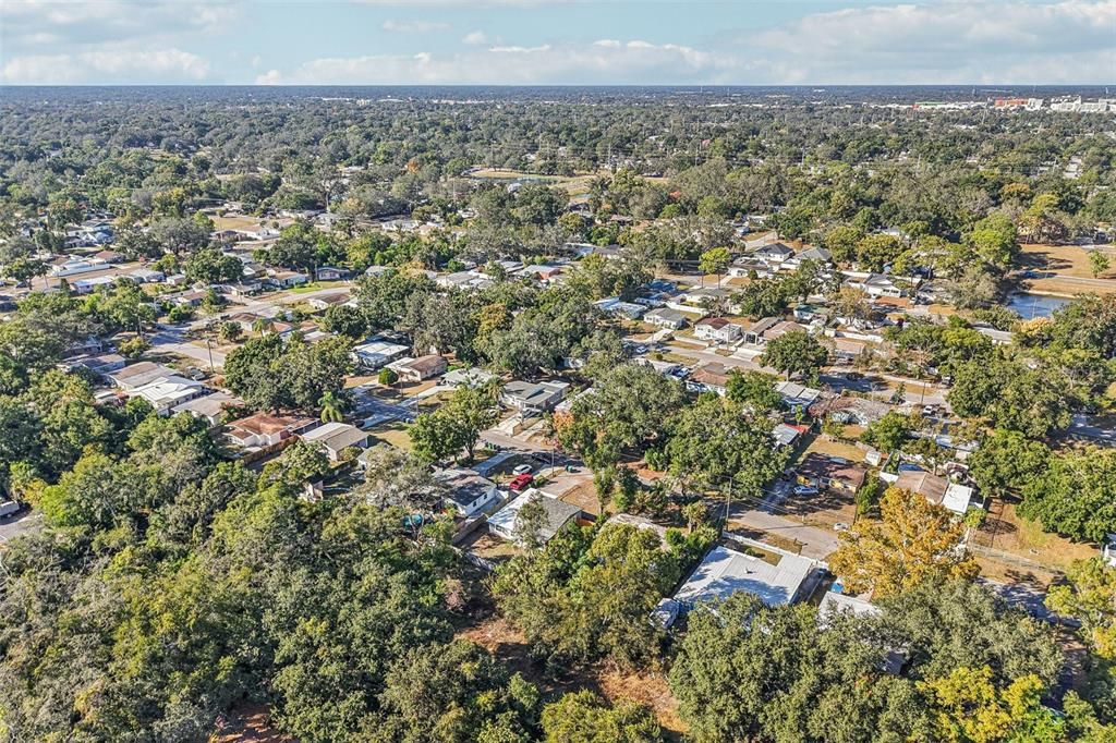 合同活跃: $325,000 (3 贝兹, 2 浴室, 1090 平方英尺)