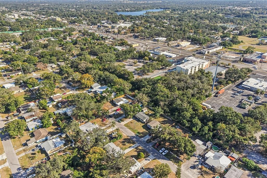 合同活跃: $325,000 (3 贝兹, 2 浴室, 1090 平方英尺)