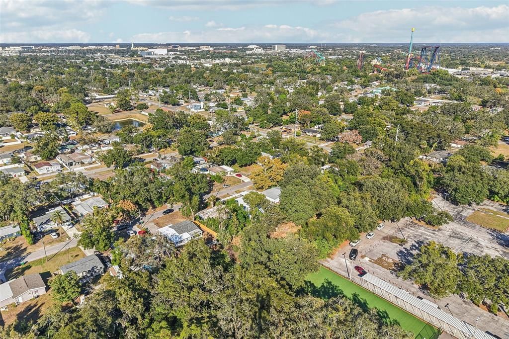 合同活跃: $325,000 (3 贝兹, 2 浴室, 1090 平方英尺)