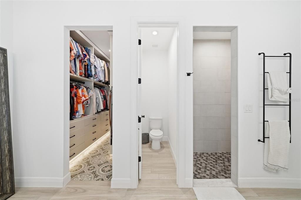 На продажу: $584,900 (4 спален, 3 ванн, 2488 Квадратных фут)