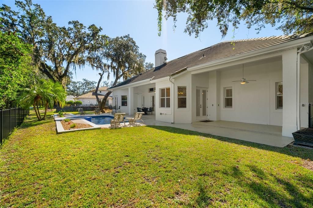 For Sale: $2,690,000 (4 beds, 4 baths, 3054 Square Feet)