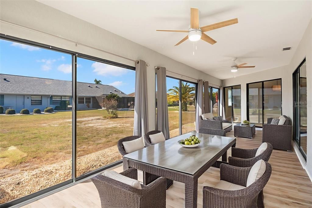 合同活跃: $249,900 (2 贝兹, 2 浴室, 1857 平方英尺)