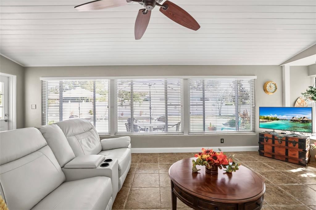 For Sale: $1,499,999 (2 beds, 2 baths, 2119 Square Feet)