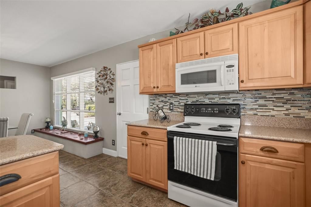 For Sale: $1,499,999 (2 beds, 2 baths, 2119 Square Feet)