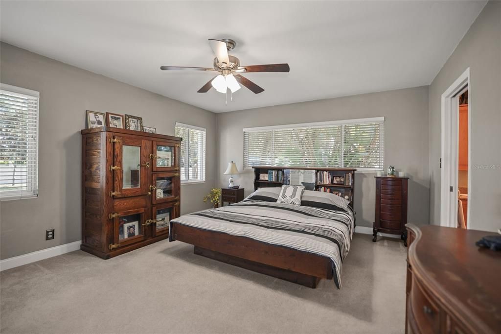 For Sale: $1,499,999 (2 beds, 2 baths, 2119 Square Feet)