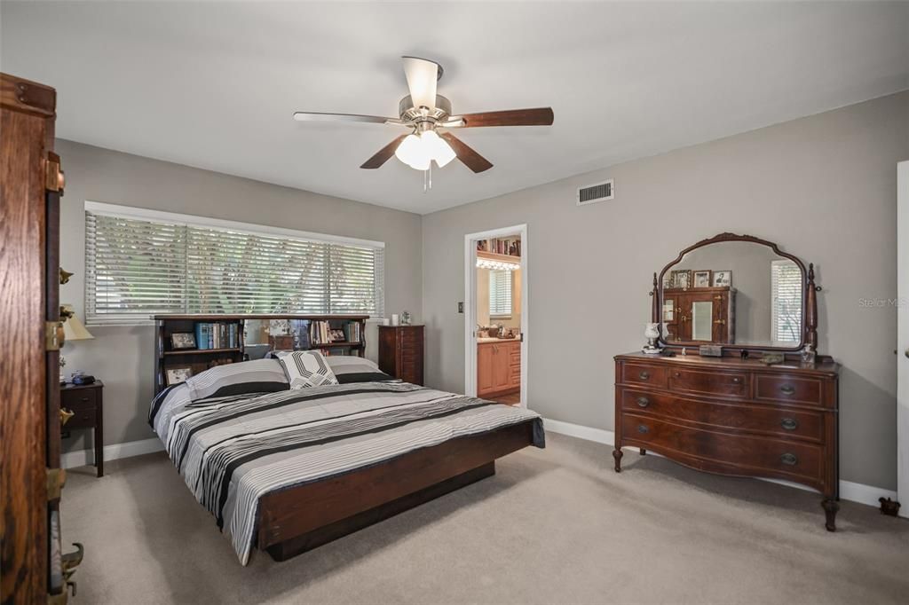 For Sale: $1,499,999 (2 beds, 2 baths, 2119 Square Feet)