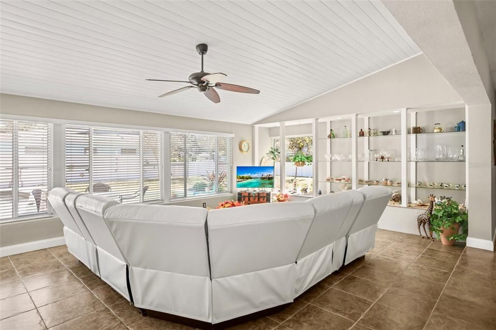 For Sale: $1,499,999 (2 beds, 2 baths, 2119 Square Feet)