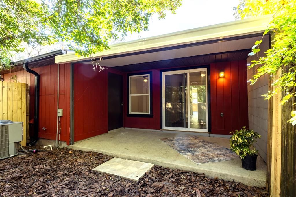 For Sale: $139,950 (2 beds, 1 baths, 788 Square Feet)