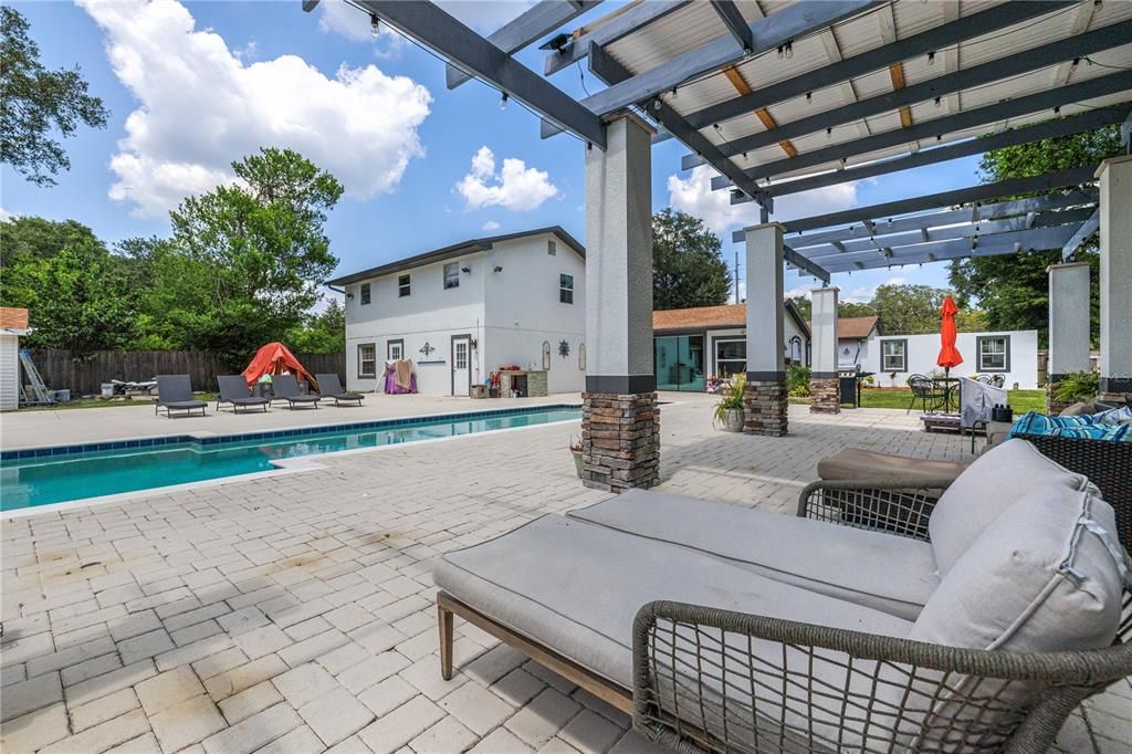 En Venta: $1,380,000 (6 camas, 5 baños, 4765 Pies cuadrados)