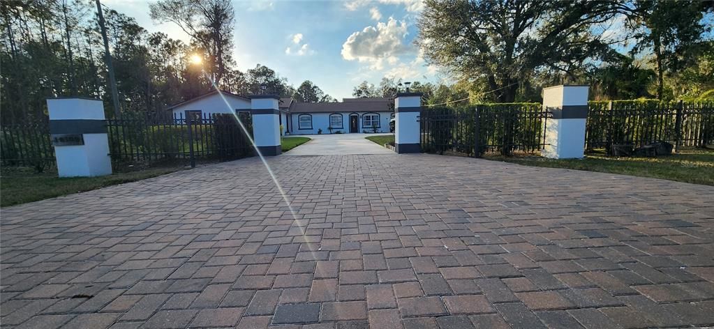 En Venta: $1,380,000 (6 camas, 5 baños, 4765 Pies cuadrados)