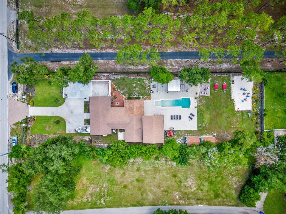 En Venta: $1,380,000 (6 camas, 5 baños, 4765 Pies cuadrados)