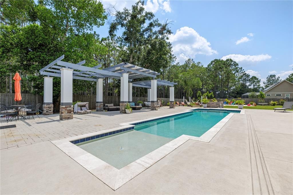 En Venta: $1,380,000 (6 camas, 5 baños, 4765 Pies cuadrados)