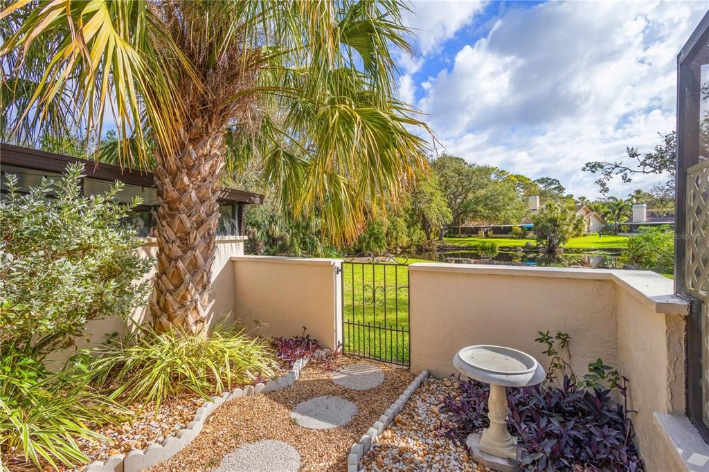 For Sale: $280,000 (2 beds, 2 baths, 1573 Square Feet)